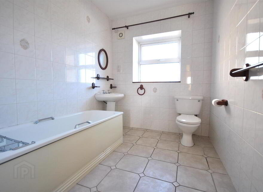 2 Manse Road, Kircubbin, Newtownards, BT22 1AL
