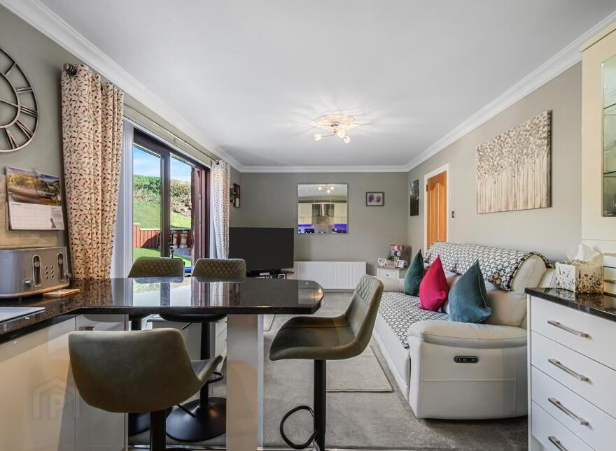 38 Grangewood Manor, Dundonald, Belfast, BT16 1GJ