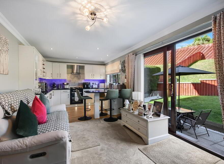 38 Grangewood Manor, Dundonald, Belfast, BT16 1GJ