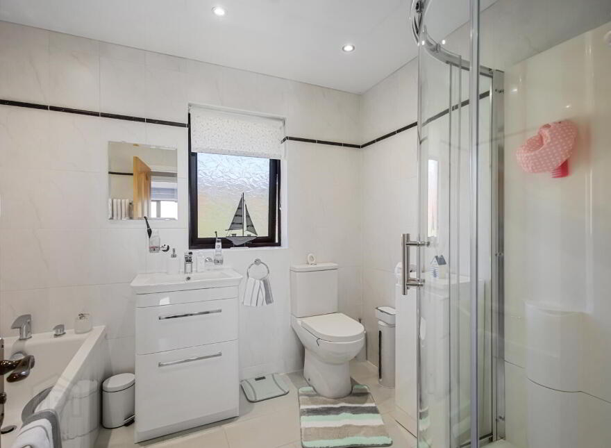 38 Grangewood Manor, Dundonald, Belfast, BT16 1GJ