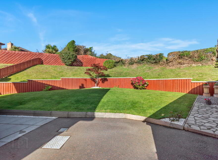 38 Grangewood Manor, Dundonald, Belfast, BT16 1GJ