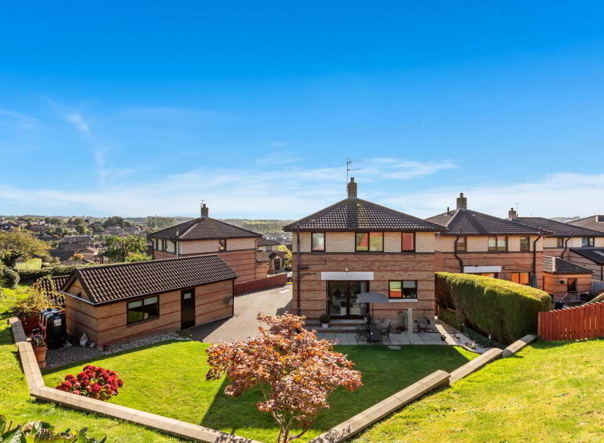 38 Grangewood Manor, Dundonald, Belfast, BT16 1GJ