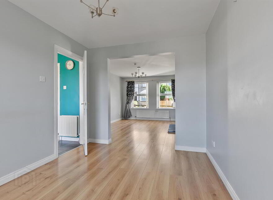 18 Cloughlands Park, Carrickfergus, BT38 7NJ