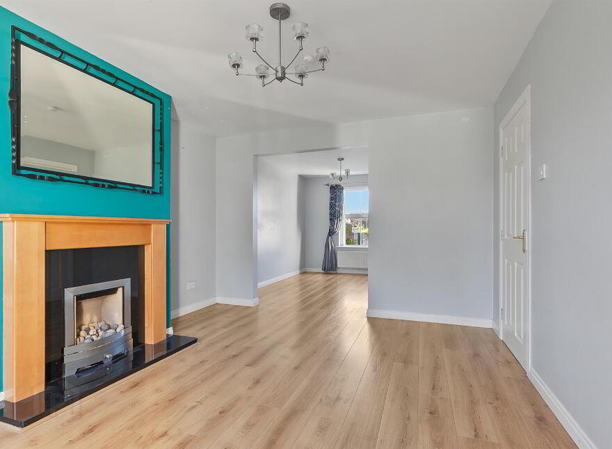 18 Cloughlands Park, Carrickfergus, BT38 7NJ