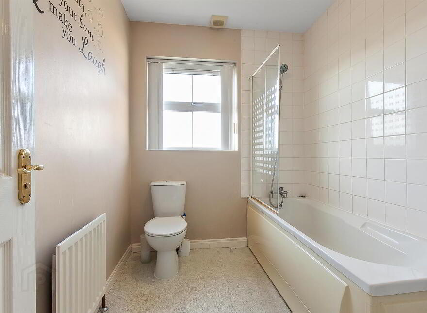 18 Cloughlands Park, Carrickfergus, BT38 7NJ