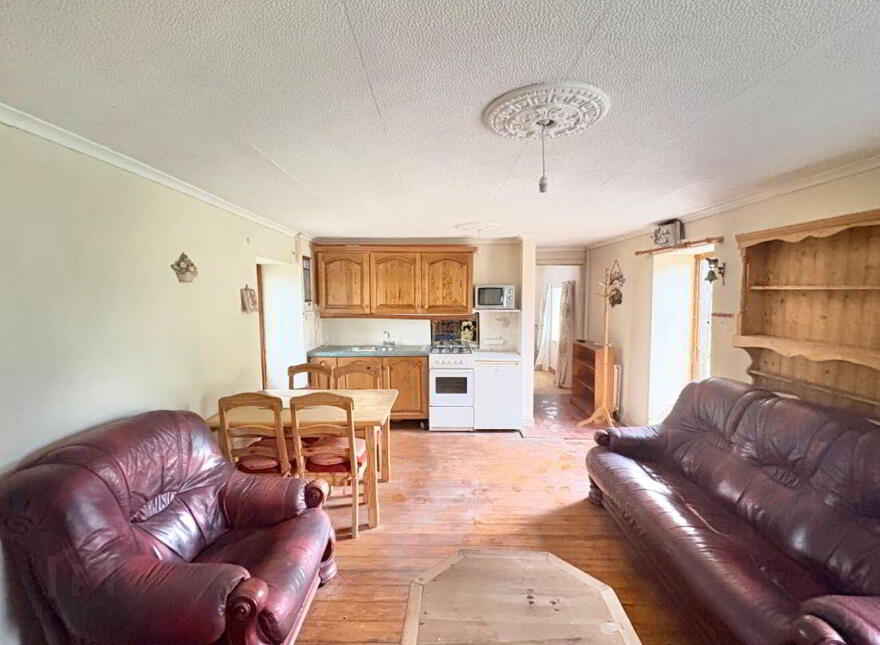 Straboy, Glenties, F94F5T3