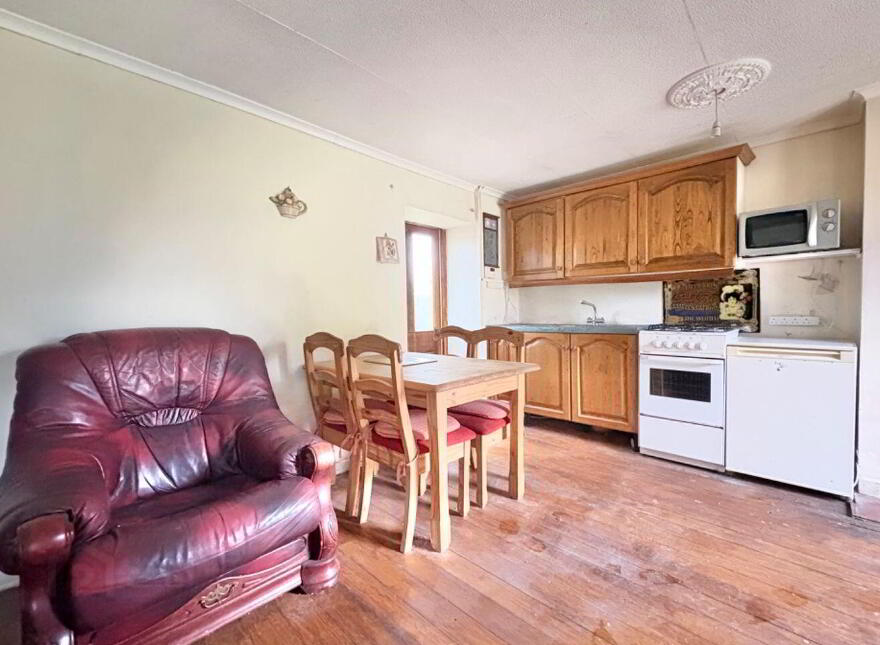 Straboy, Glenties, F94F5T3