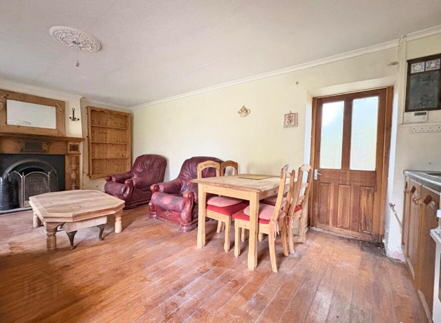 Straboy, Glenties, F94F5T3