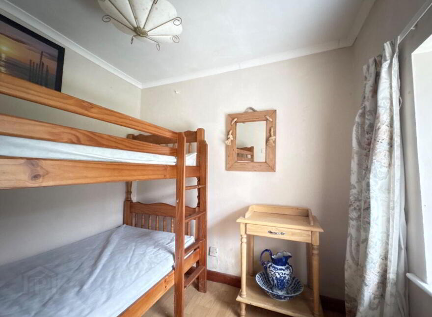 Straboy, Glenties, F94F5T3