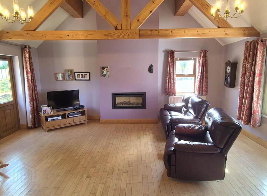 32 Burnside Manor, Killea, Londonderry, BT48 9YX