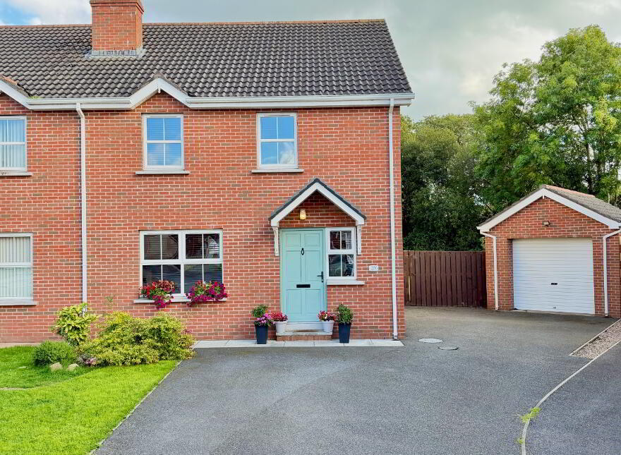 39 Rockfield Downs, Armagh, BT60 3NN photo
