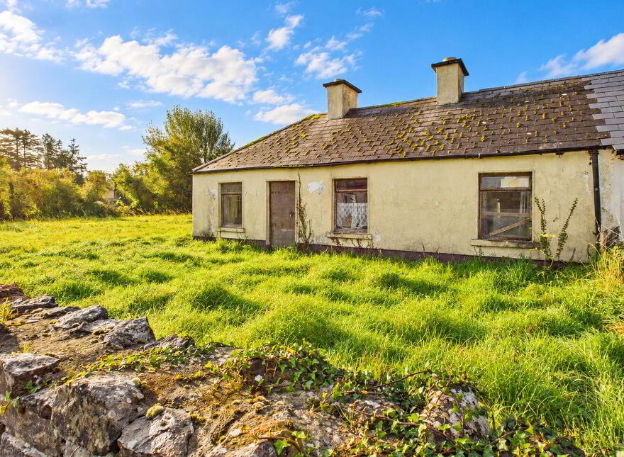 Curraghboy Village, Curraghboy, Lismoyle, N37N289