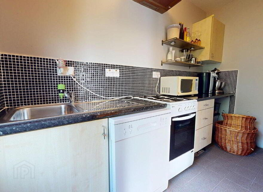 Carha, Rehins, Glenisland, F23PX09