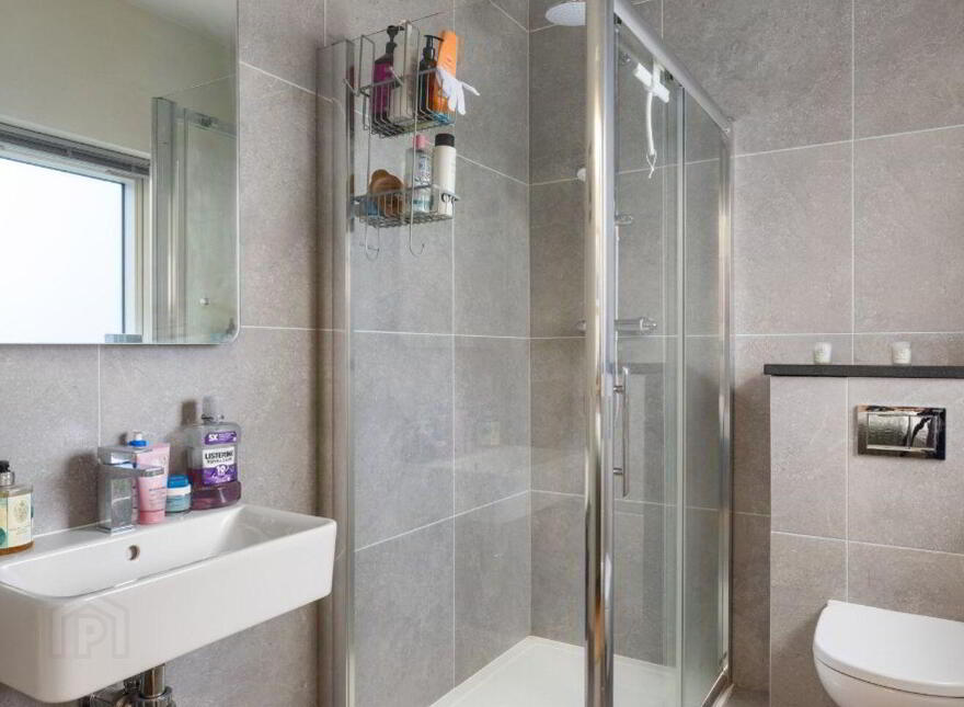 40 Woodbank, Shankill, Shankill, D18H026