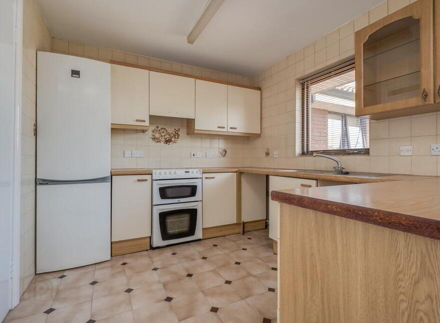 Apt 10, Malone Beeches, Belfast, BT9 6UB
