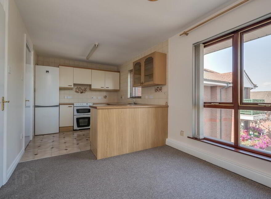 Apt 10, Malone Beeches, Belfast, BT9 6UB