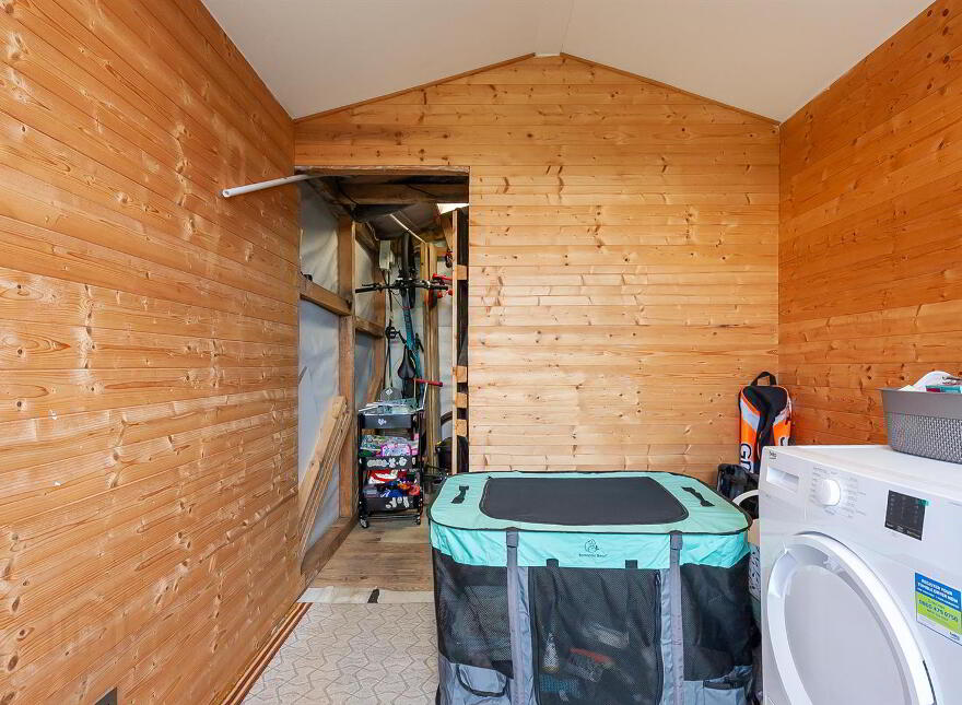 68 Henryville Meadows, Ballyclare, BT39 9FY