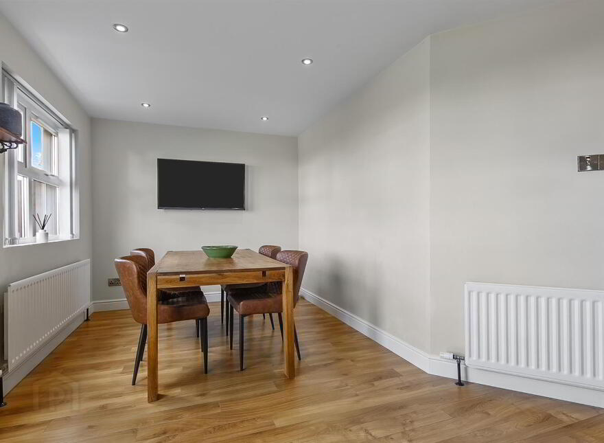 68 Henryville Meadows, Ballyclare, BT39 9FY