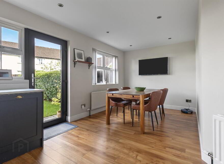 68 Henryville Meadows, Ballyclare, BT39 9FY