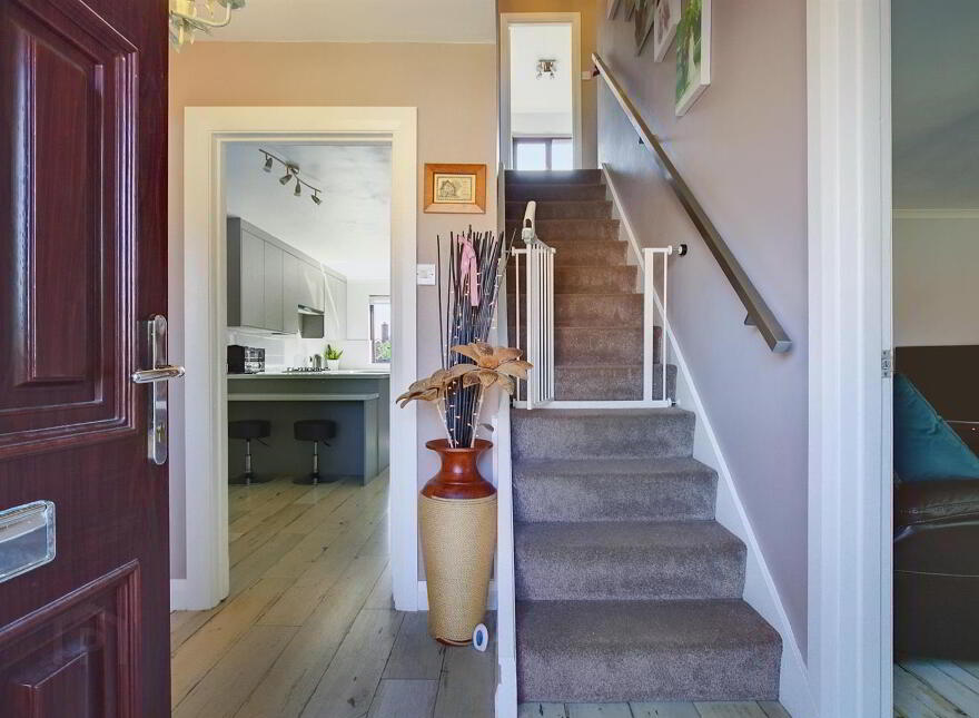10 Hillside View, Newtownabbey, BT36 6DE