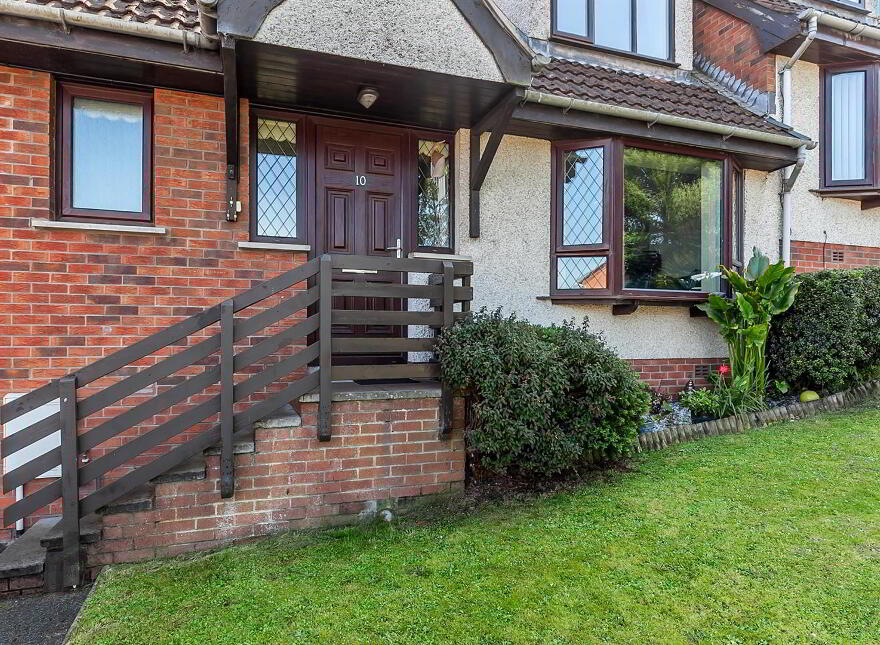 10 Hillside View, Newtownabbey, BT36 6DE