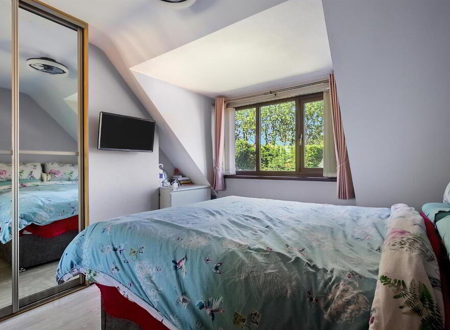 10 Hillside View, Newtownabbey, BT36 6DE