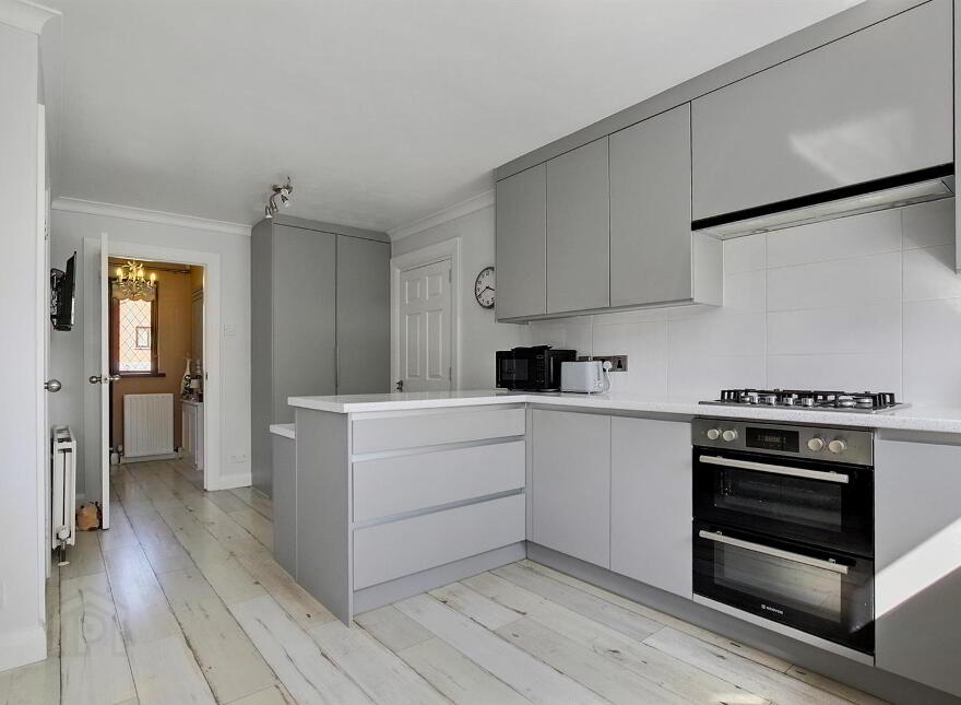 10 Hillside View, Newtownabbey, BT36 6DE