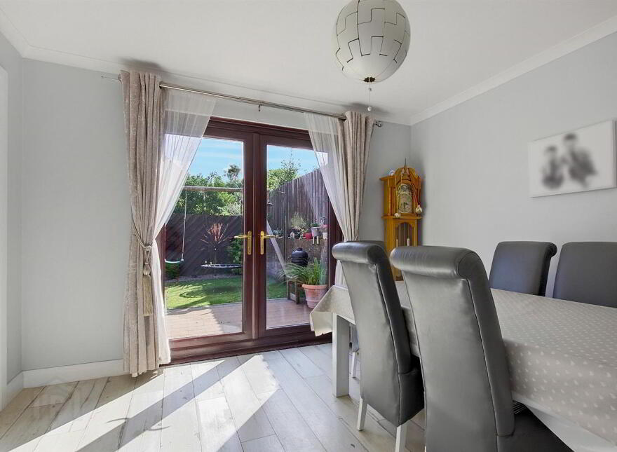10 Hillside View, Newtownabbey, BT36 6DE