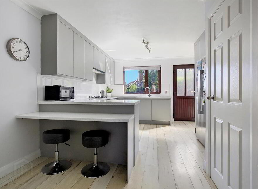 10 Hillside View, Newtownabbey, BT36 6DE