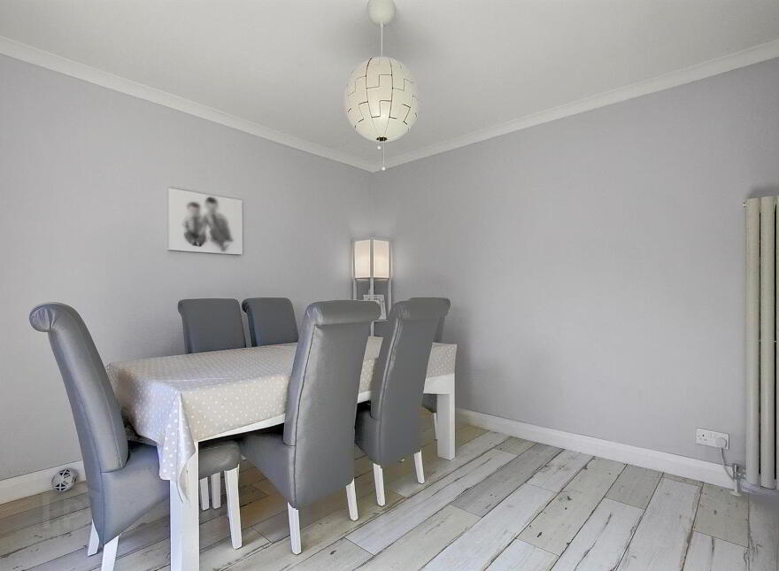 10 Hillside View, Newtownabbey, BT36 6DE