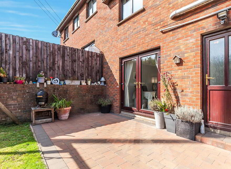 10 Hillside View, Newtownabbey, BT36 6DE