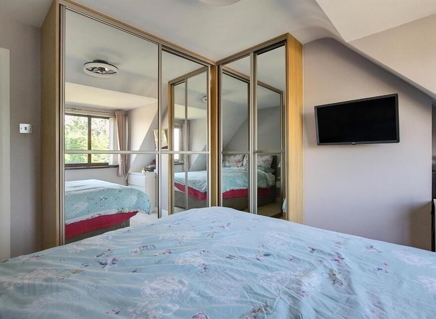 10 Hillside View, Newtownabbey, BT36 6DE