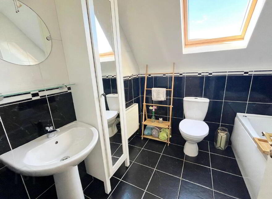 22 The Acres, Dromahair, F91K6K8