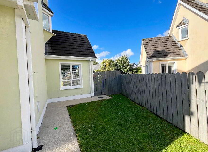 22 The Acres, Dromahair, F91K6K8