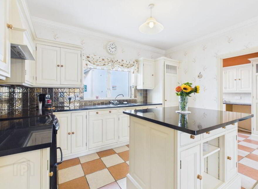 Trade Winds, 5c Coady's Quay, Dungarvan, X35V098