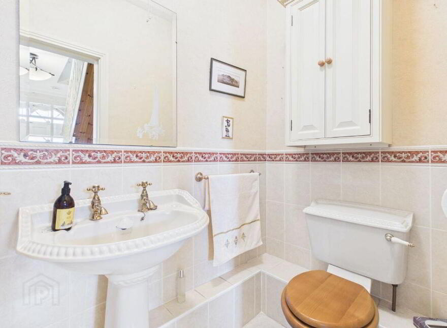 Trade Winds, 5c Coady's Quay, Dungarvan, X35V098
