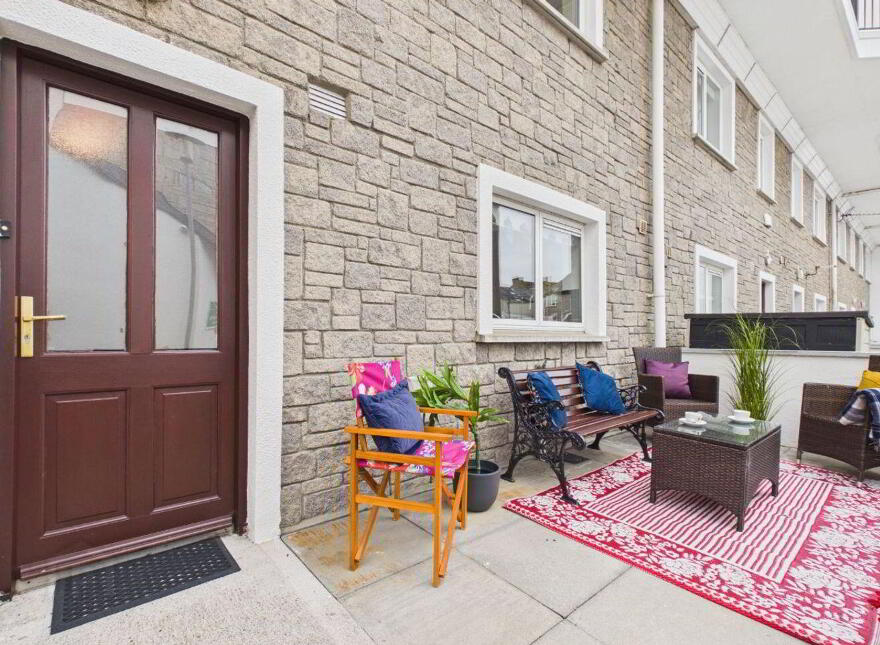 Trade Winds, 5c Coady's Quay, Dungarvan, X35V098