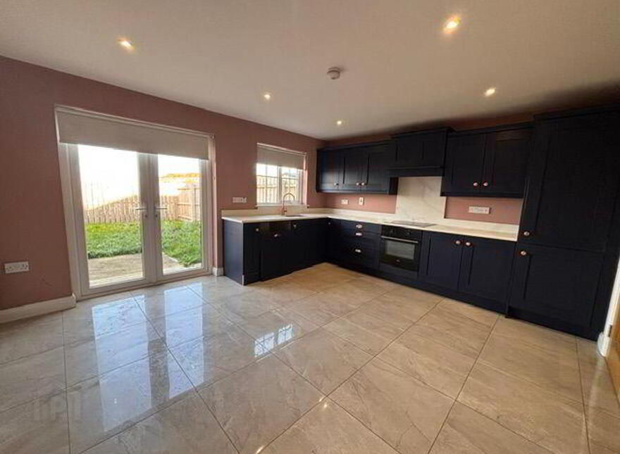 73 Dromliskin Court, Watsons Road, Newry, BT35 7FU