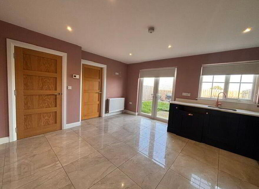 73 Dromliskin Court, Watsons Road, Newry, BT35 7FU
