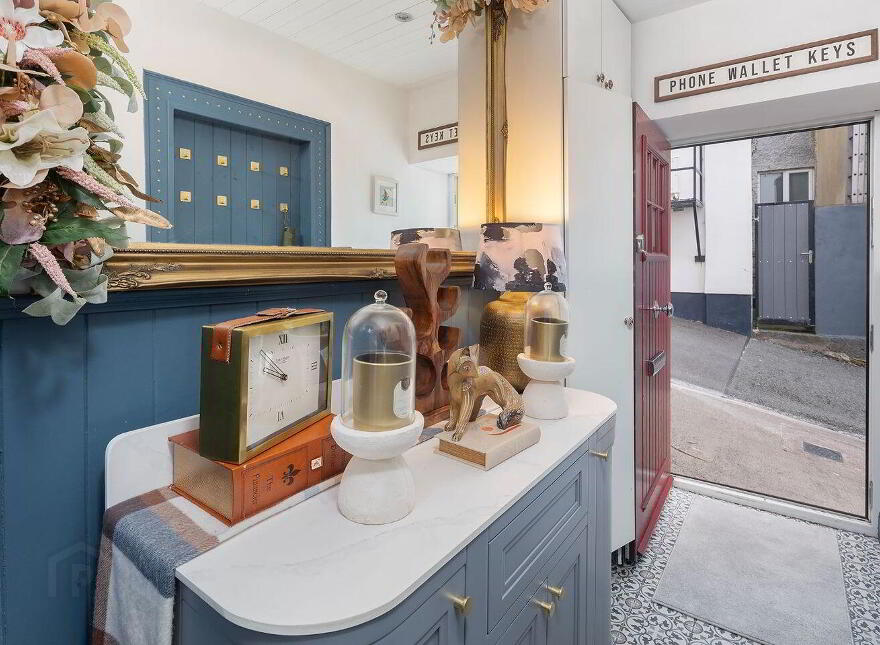12 Lower Midleton Street, Cobh, P24XR83