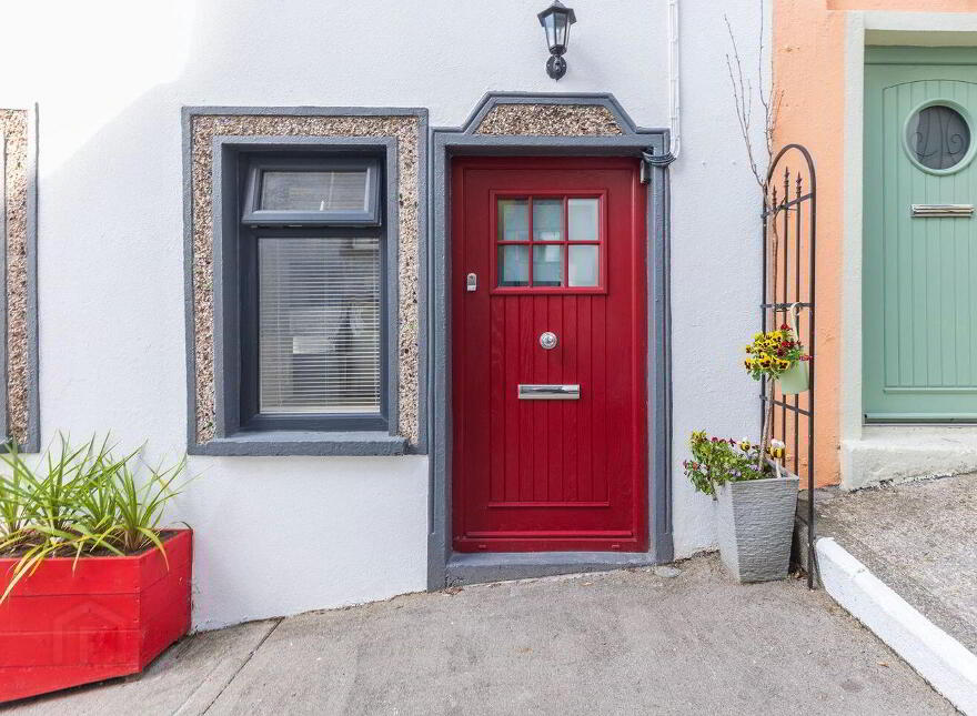 12 Lower Midleton Street, Cobh, P24XR83