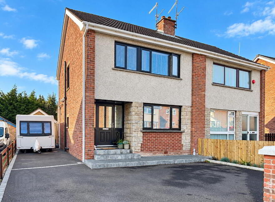 30 Palmer Avenue, Lisburn, BT28 3QB