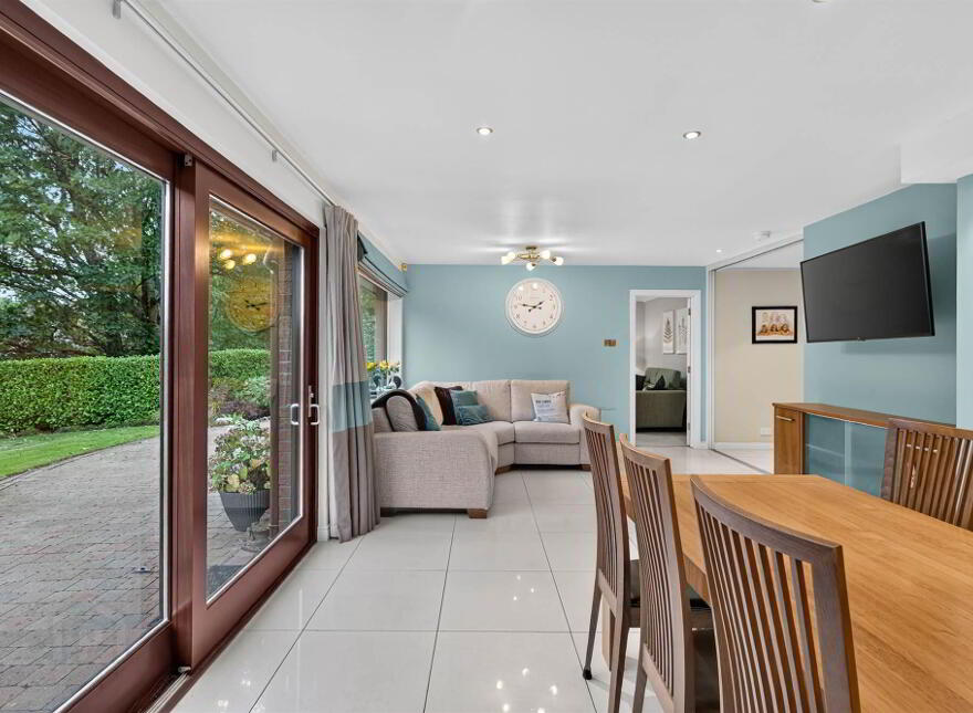 13 Gowan Heights, Dunmurry, Belfast, BT17 9LZ