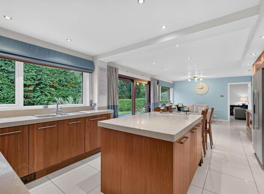 13 Gowan Heights, Dunmurry, Belfast, BT17 9LZ