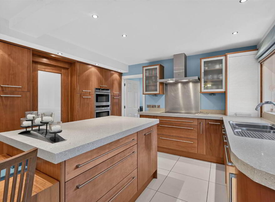 13 Gowan Heights, Dunmurry, Belfast, BT17 9LZ