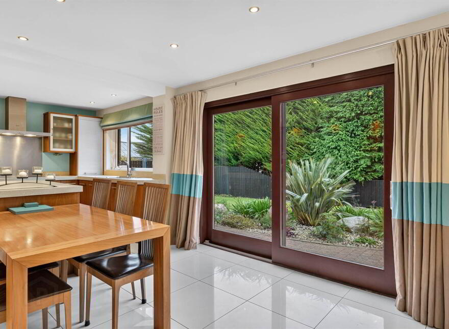 13 Gowan Heights, Dunmurry, Belfast, BT17 9LZ