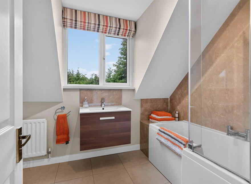 13 Gowan Heights, Dunmurry, Belfast, BT17 9LZ
