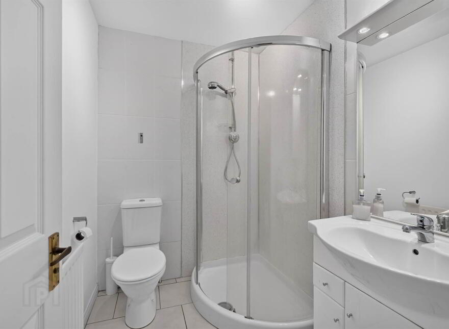 13 Gowan Heights, Dunmurry, Belfast, BT17 9LZ