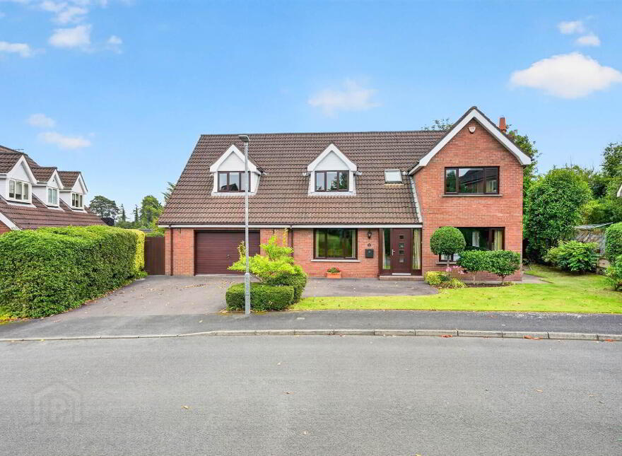 13 Gowan Heights, Dunmurry, Belfast, BT17 9LZ