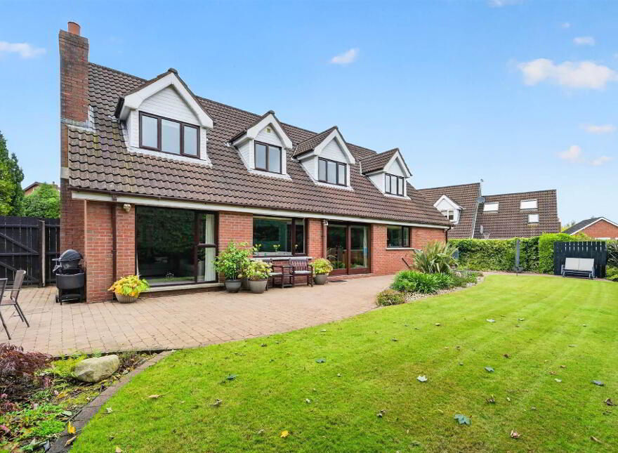 13 Gowan Heights, Dunmurry, Belfast, BT17 9LZ